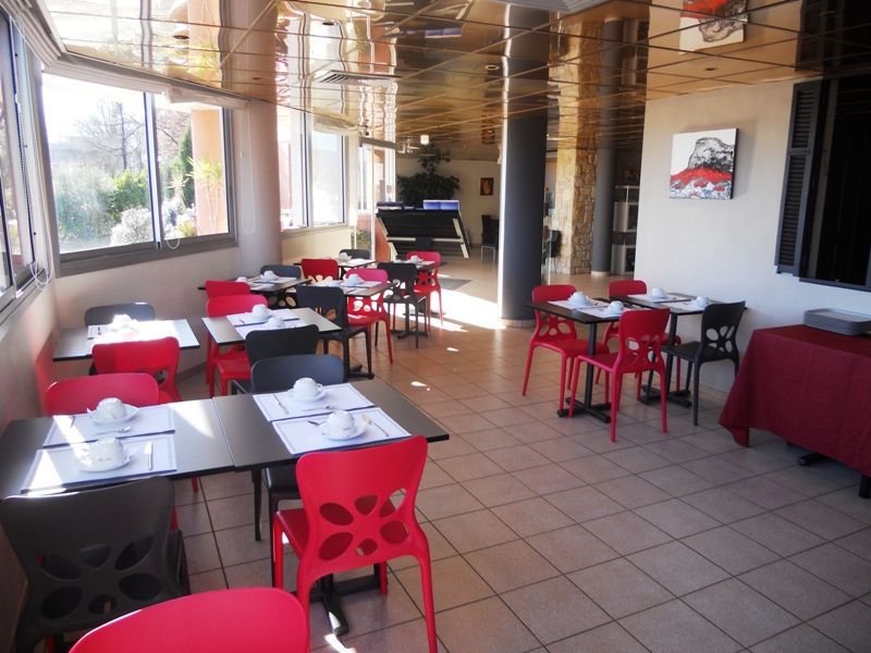 Hôtel Du Baou La Gaude Restaurante foto